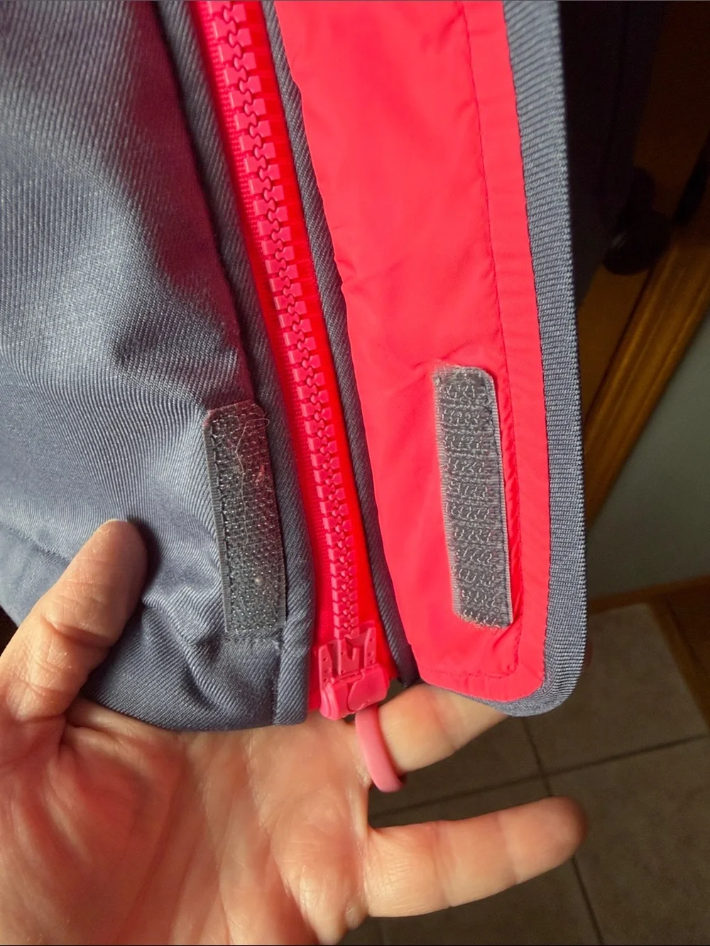 Under Armour girls cold gear jacket